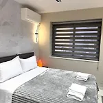 Shkoder Apartament Apartman *