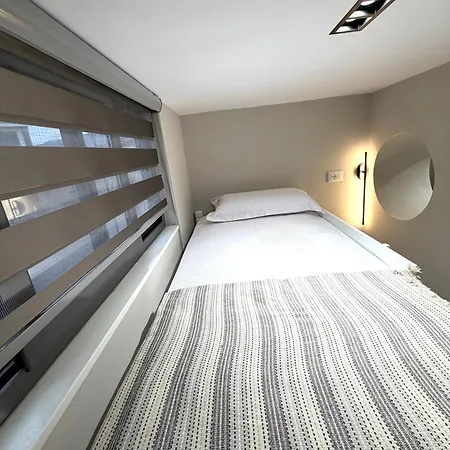 公寓 Shkoder Apartament *