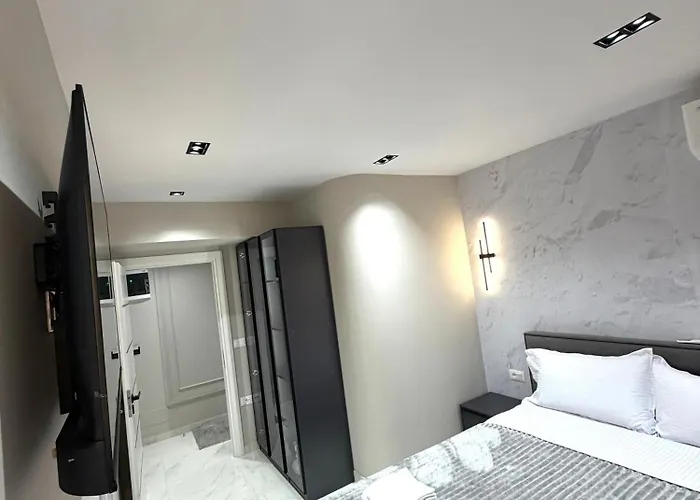 Shkoder Apartament 公寓 *